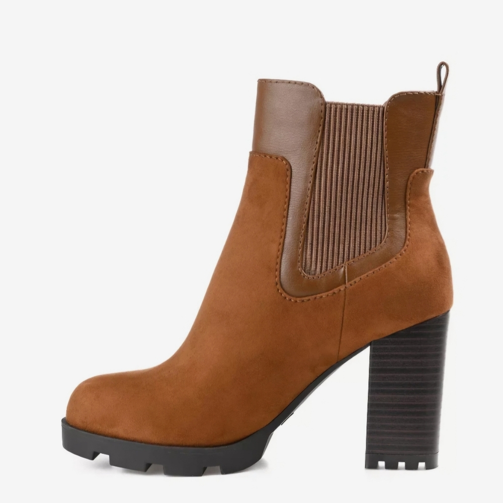 Ankle booties